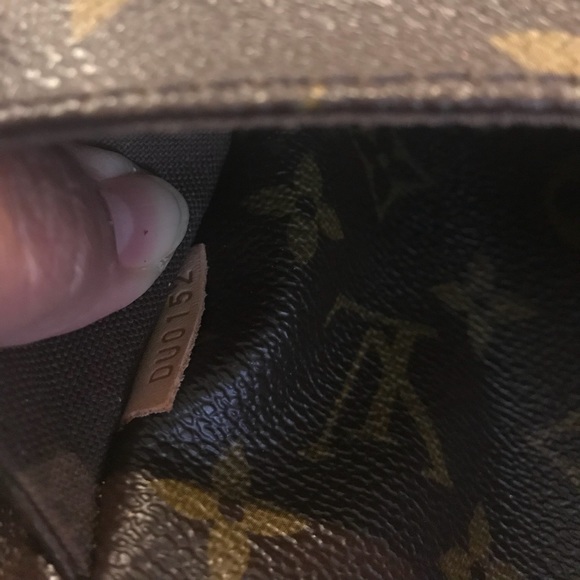 SOLD!!! Authentic LV Menilmontant Mm - Picture 3 of 7